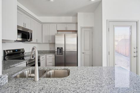 12352 Montgomery Forest San Antonio TX 78252