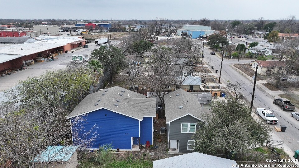 1522 S Elmendorf San Antonio TX 78207