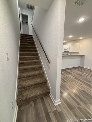 1522 S Elmendorf San Antonio TX 78207