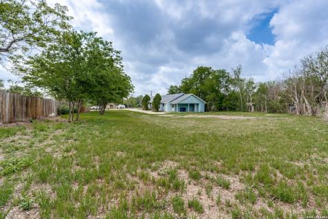 2242 Eastman New Braunfels TX 78130
