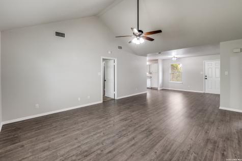 2242 Eastman New Braunfels TX 78130