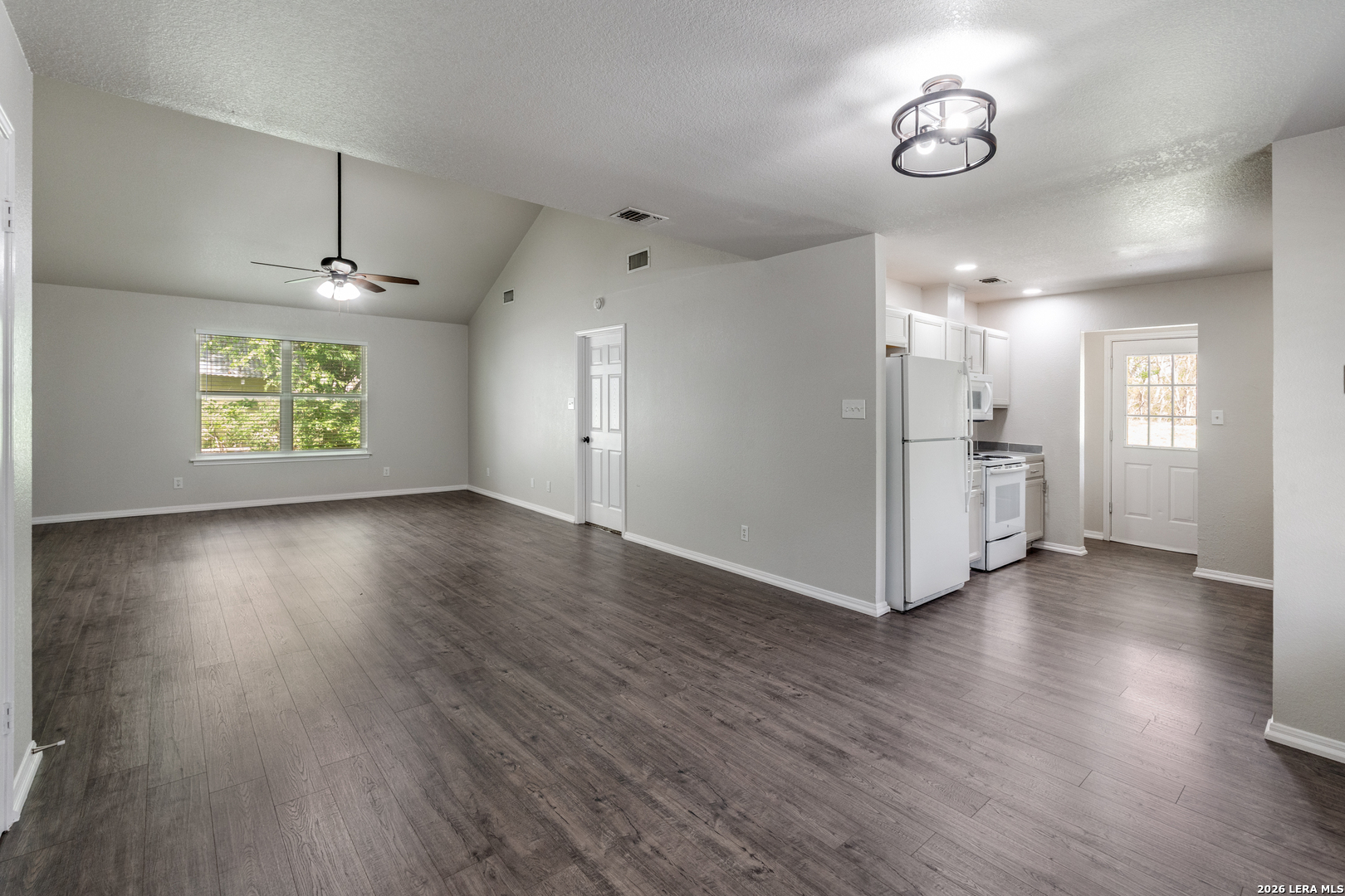 2242 Eastman New Braunfels TX 78130