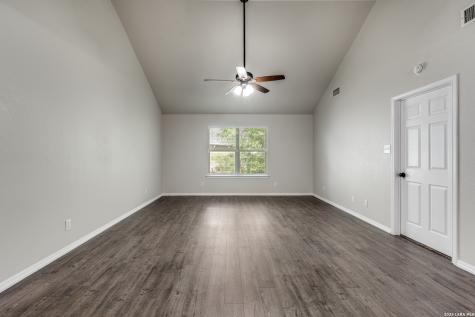 2242 Eastman New Braunfels TX 78130