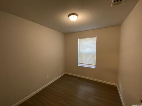 1615 N Navidad Street San Antonio TX 78201