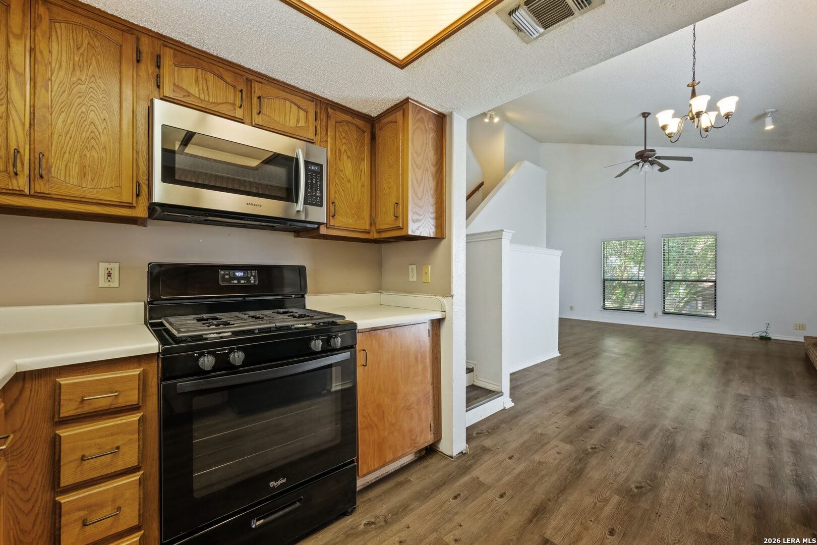 6406 Brook Cove San Antonio TX 78240