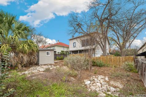 124 W Mistletoe Avenue San Antonio TX 78212