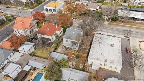 124 W Mistletoe Avenue San Antonio TX 78212