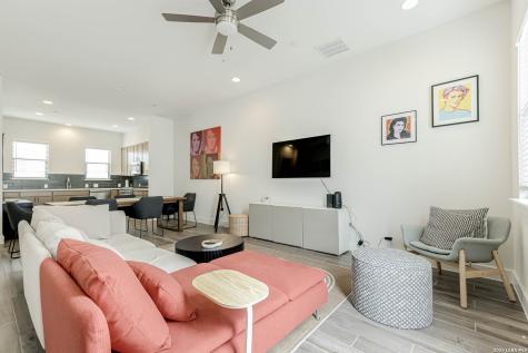 144 N Cherry Street San Antonio TX 78202