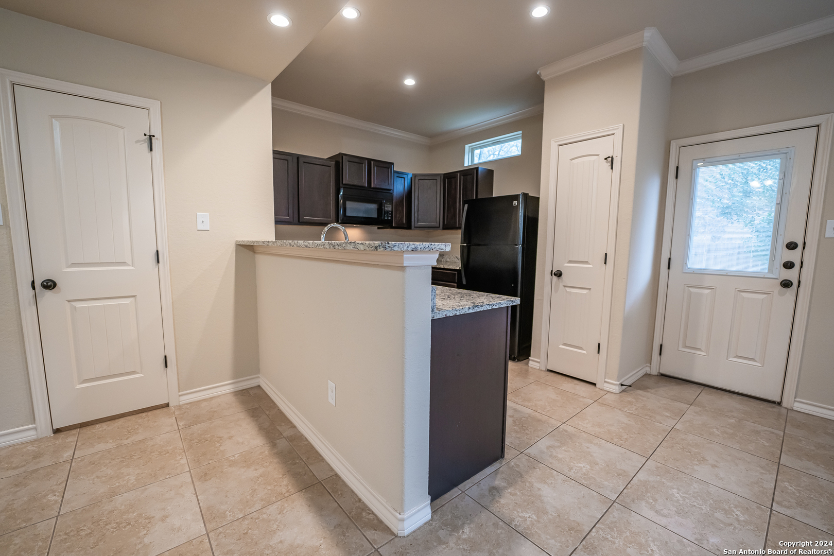 6642 Mia Way San Antonio TX 78233