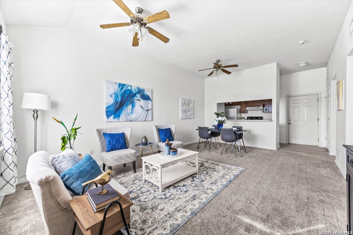 509 Dukeway Universal City TX 78148