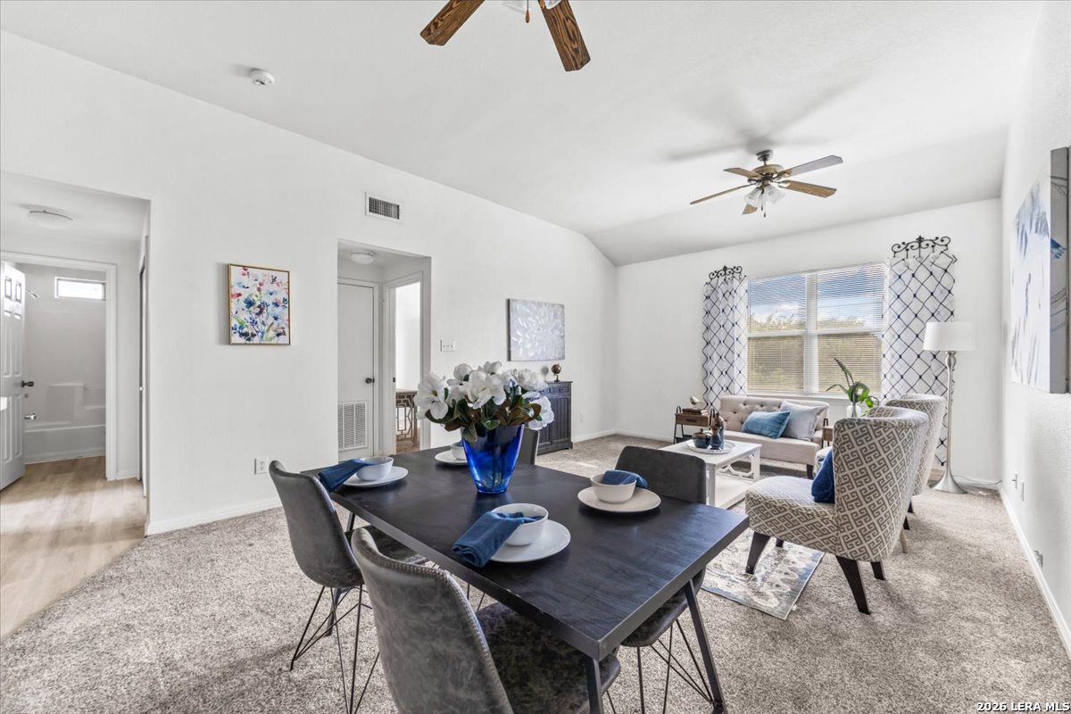 509 Dukeway Universal City TX 78148