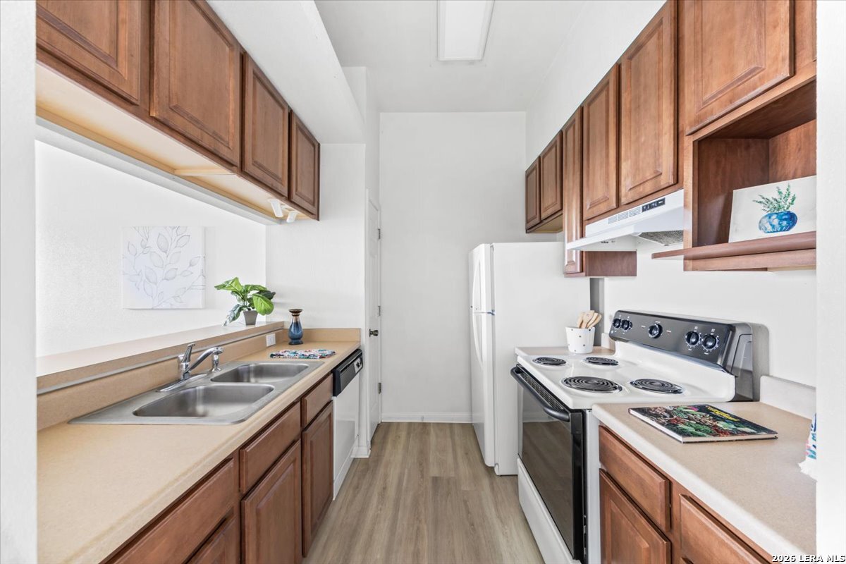 509 Dukeway Universal City TX 78148