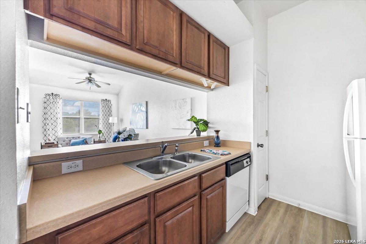 509 Dukeway Universal City TX 78148