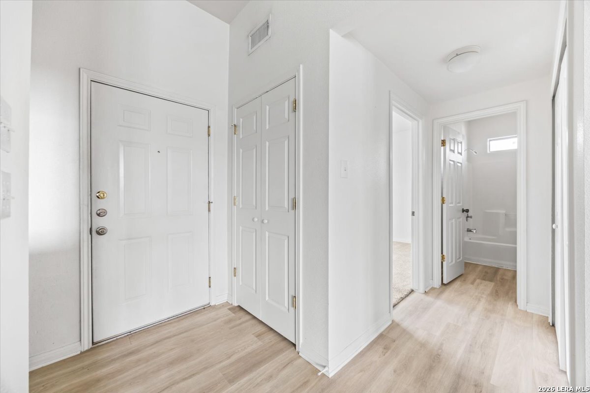 509 Dukeway Universal City TX 78148