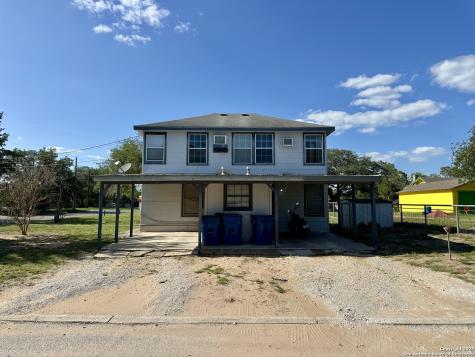 545 A&b Bensdale Pleasanton TX 78064