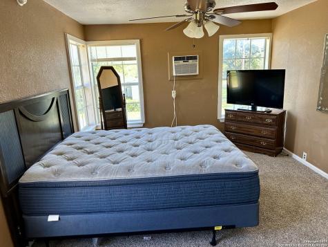 545 A&b Bensdale Pleasanton TX 78064