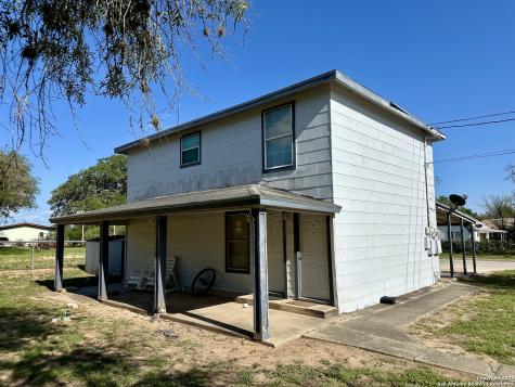 545 A&b Bensdale Pleasanton TX 78064
