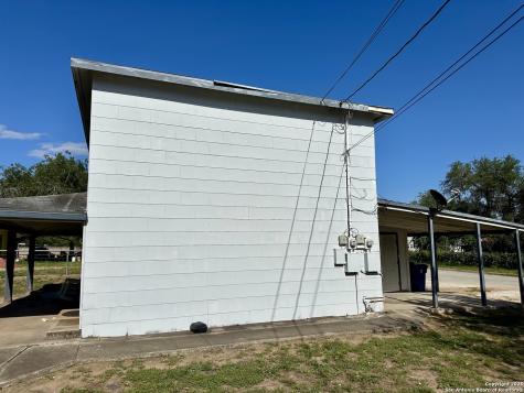 545 A&b Bensdale Pleasanton TX 78064