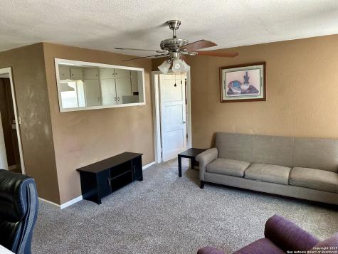 545 A&b Bensdale Pleasanton TX 78064