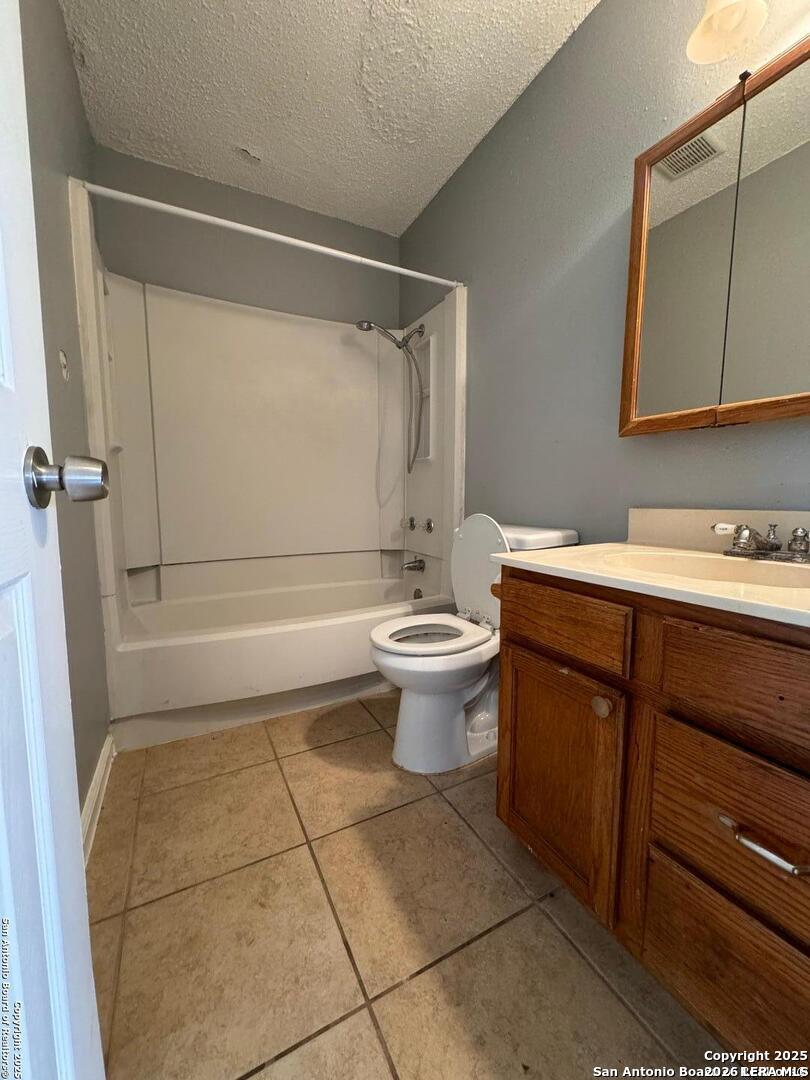 8420 Forest Ridge San Antonio TX 78239