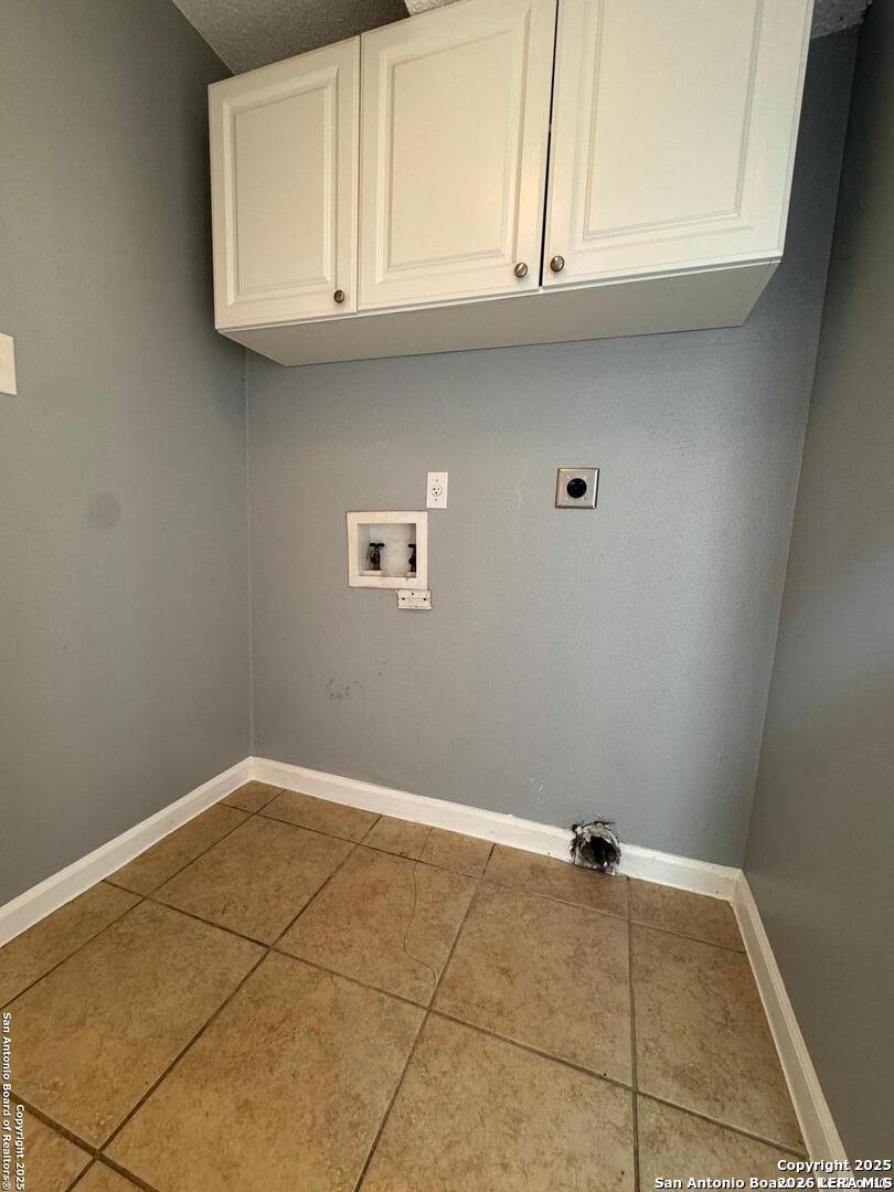 8420 Forest Ridge San Antonio TX 78239