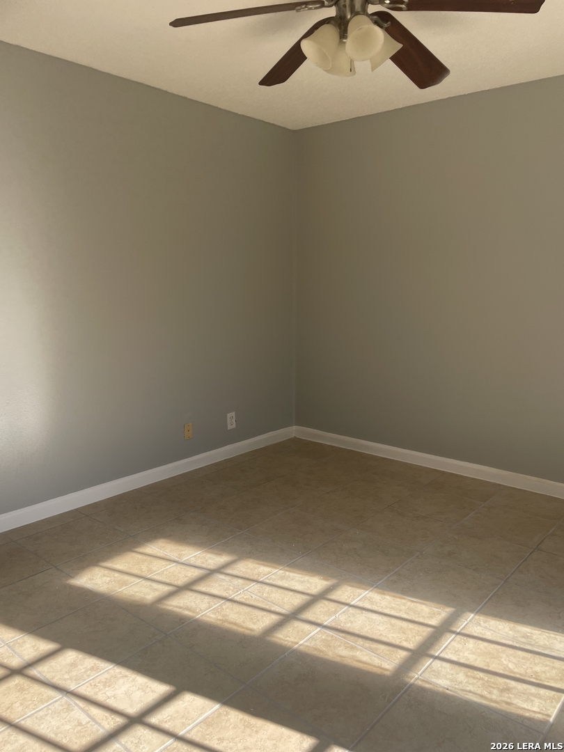 8420 Forest Ridge San Antonio TX 78239