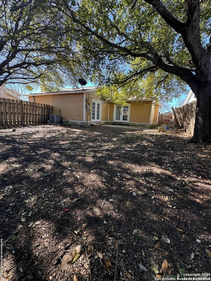 8420 Forest Ridge San Antonio TX 78239