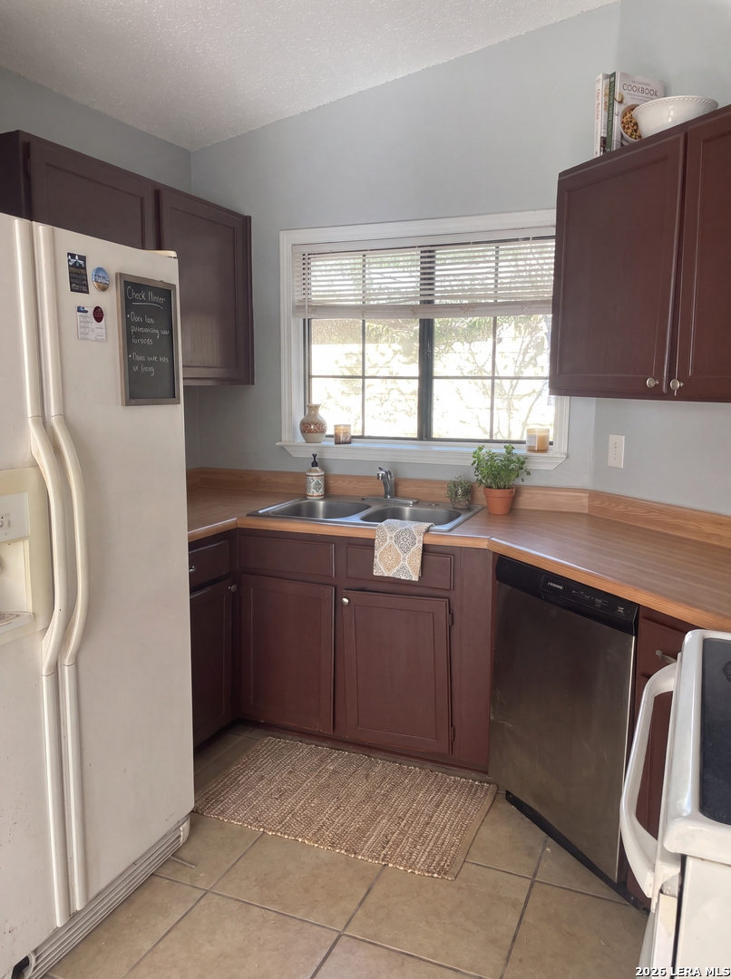 8420 Forest Ridge San Antonio TX 78239