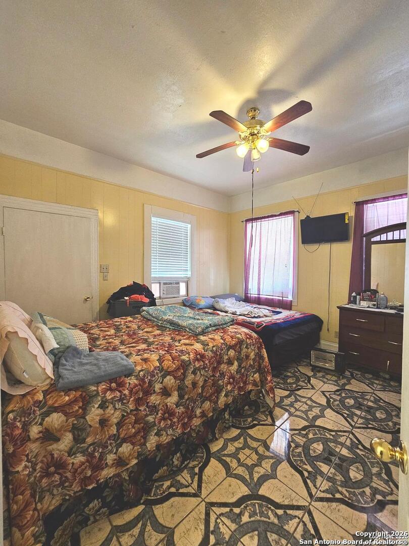 121 Hess San Antonio TX 78212