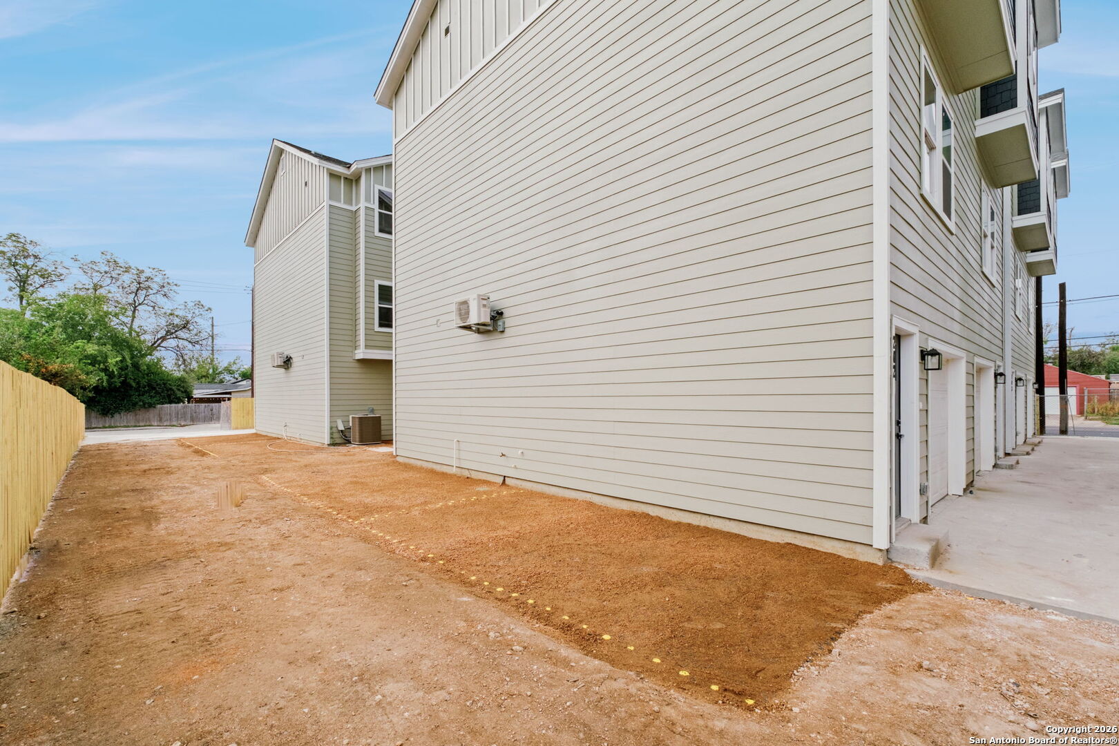 1510 S Essex Street 101, 102 San Antonio TX 78210