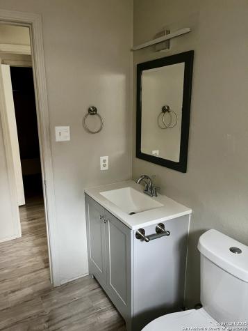 12235 Ridge Crown San Antonio TX 78247