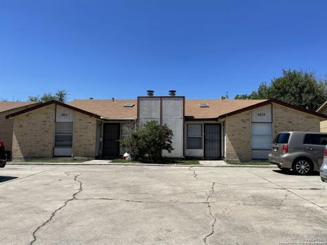 5611 Lochmoor San Antonio TX 78244