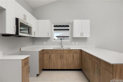 2709 Woodpecker Road Weslaco TX 78596