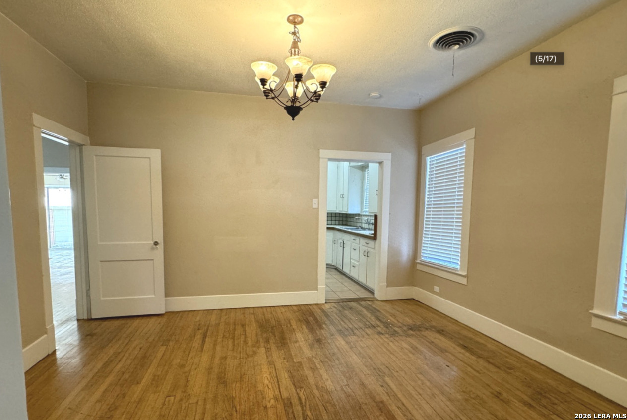 538 W Elsmere San Antonio TX 78212