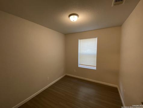 1611 N Navidad Street San Antonio TX 78201