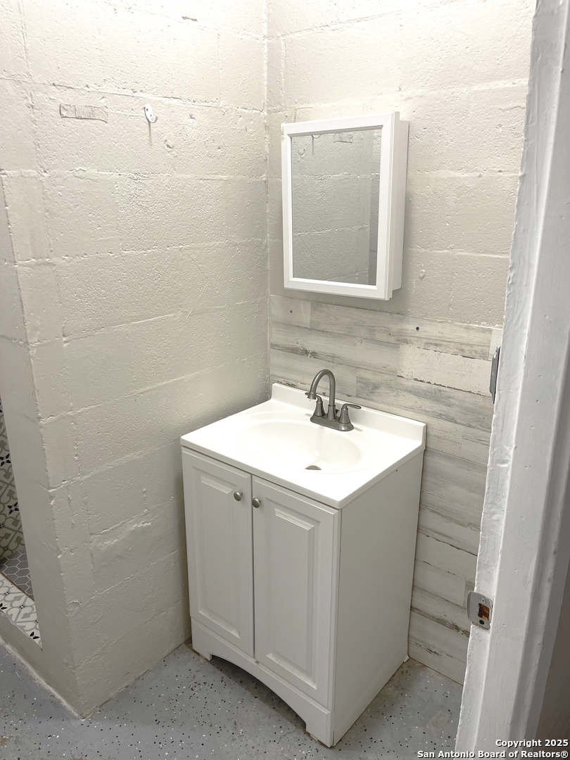 1007 El Paso Street San Antonio TX 78207