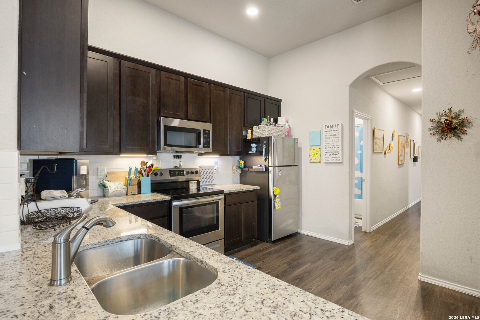 9216 Canyon Bend Converse TX 78109