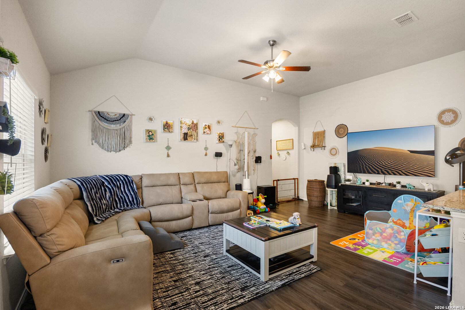 9216 Canyon Bend Converse TX 78109