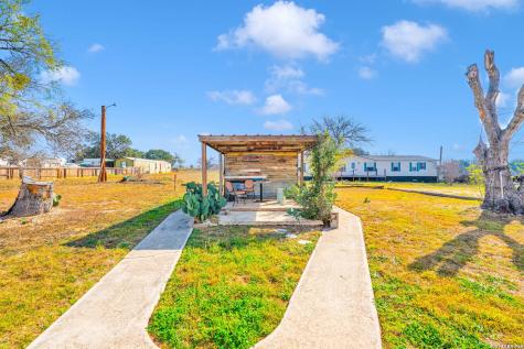 18460 S Ih 37 Elmendorf TX 78112