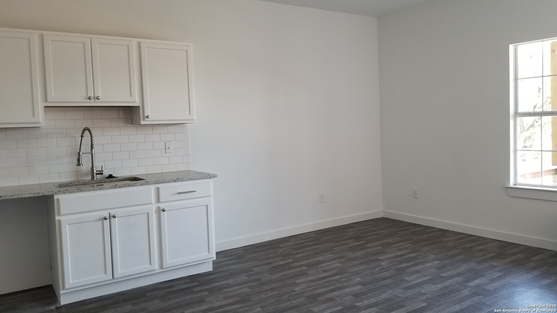 1063 Sleepy Hollow Spring Branch TX 78070