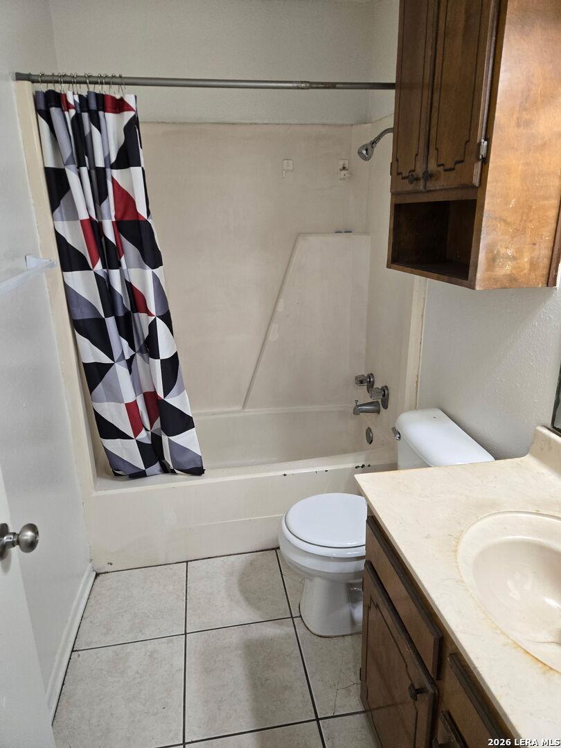 127 Regency Avenue Victoria TX 77904