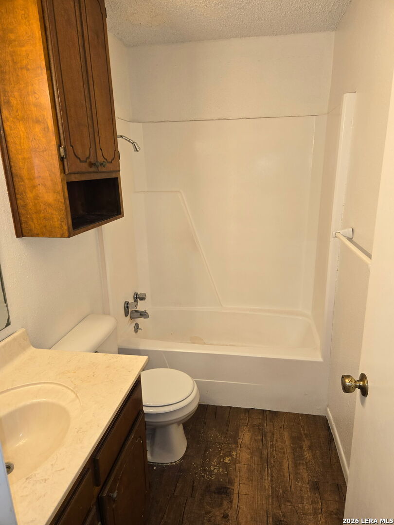 127 Regency Avenue Victoria TX 77904