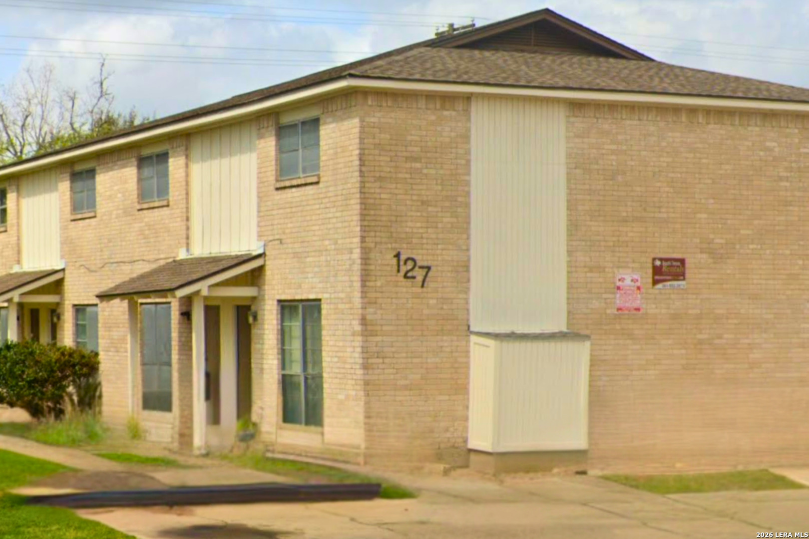 127 Regency Avenue Victoria TX 77904