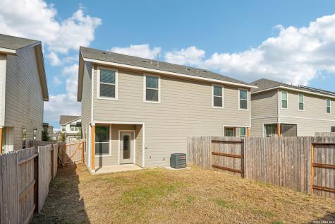 7612 Briarwood Pass San Antonio TX 78252