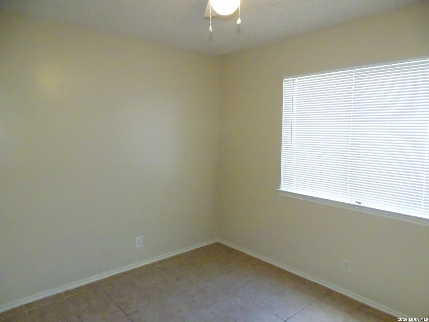 8898 Meadow Range San Antonio TX 78250