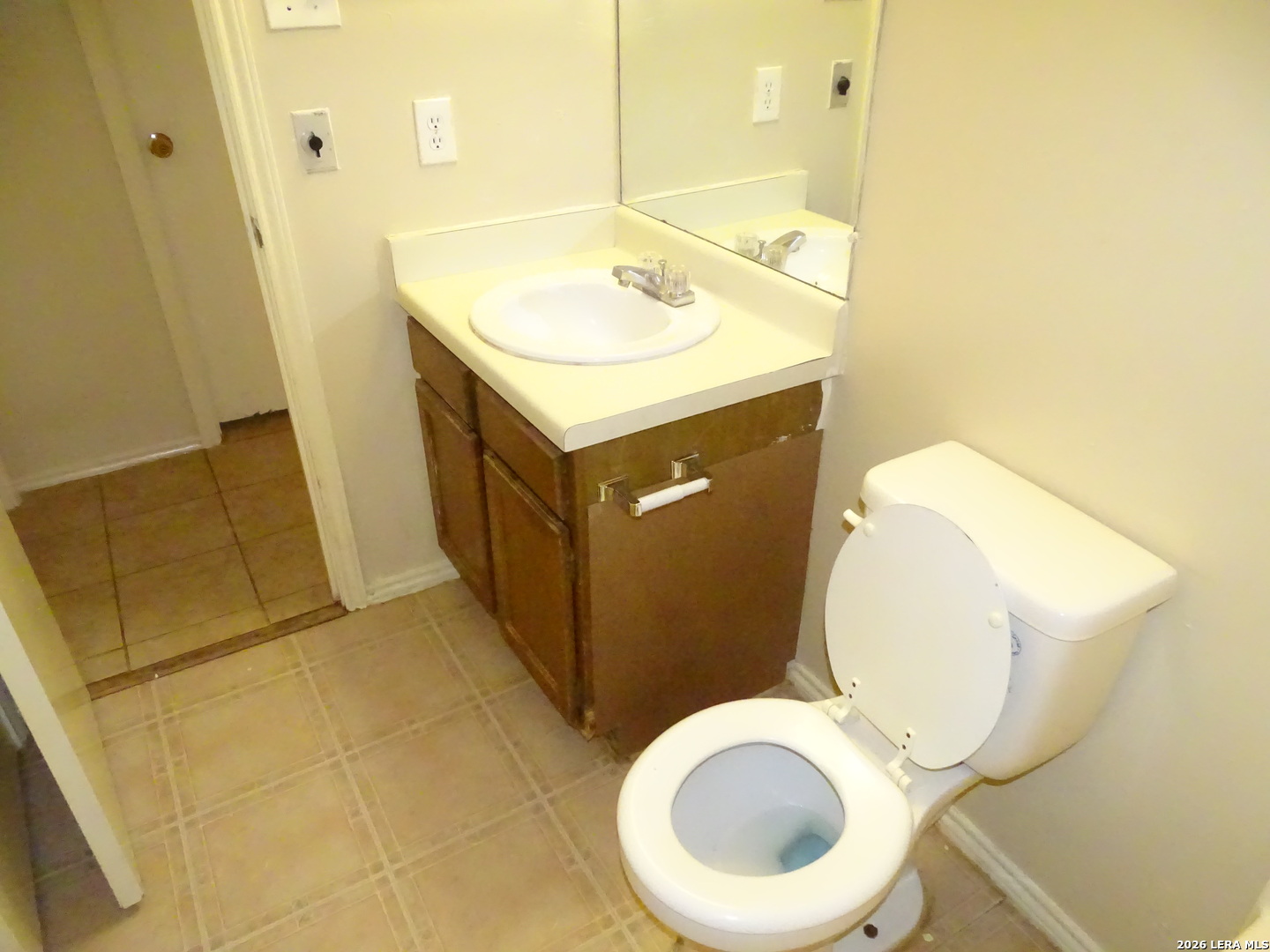 8898 Meadow Range San Antonio TX 78250