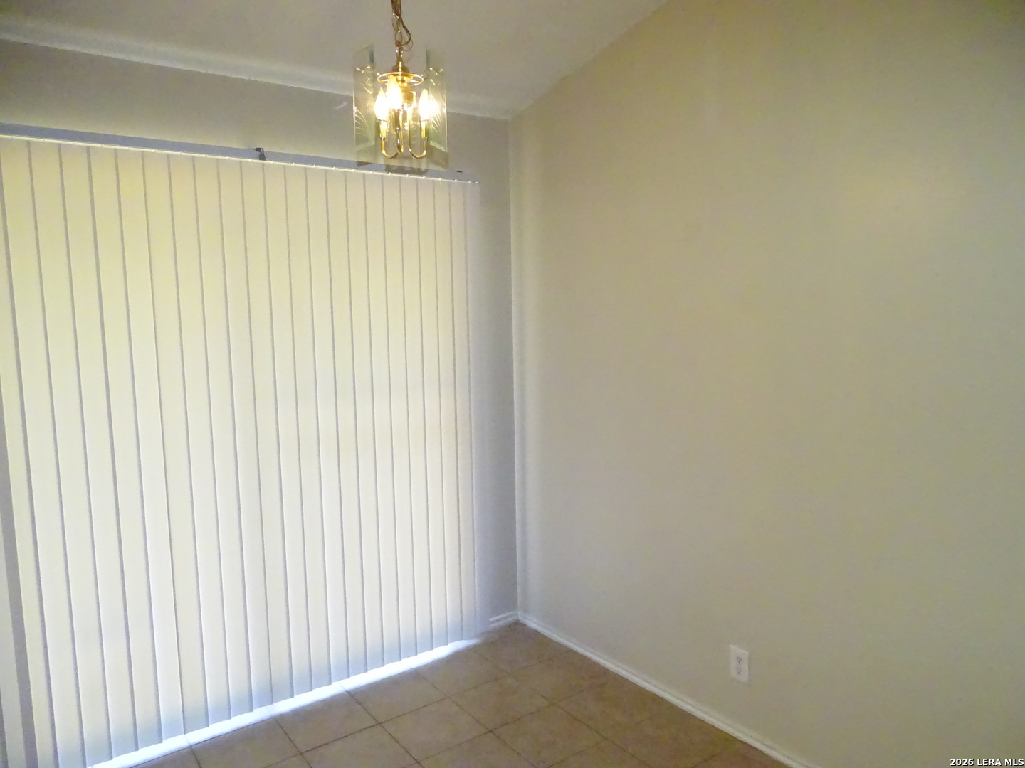 8898 Meadow Range San Antonio TX 78250