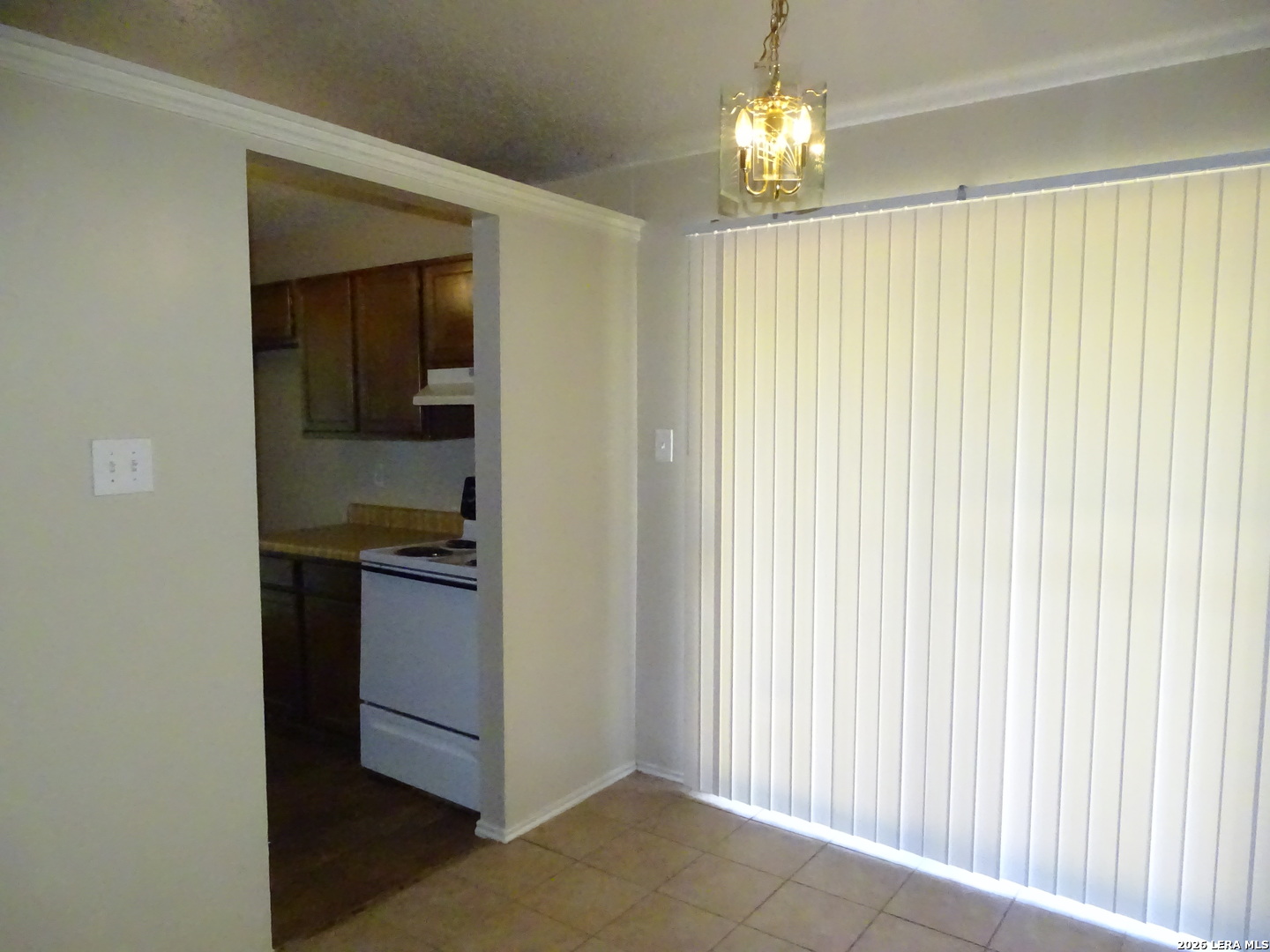8898 Meadow Range San Antonio TX 78250
