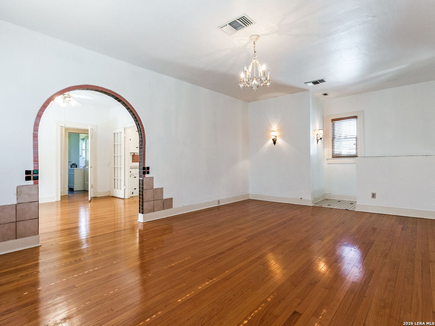 526 Pershing Avenue San Antonio TX 78209