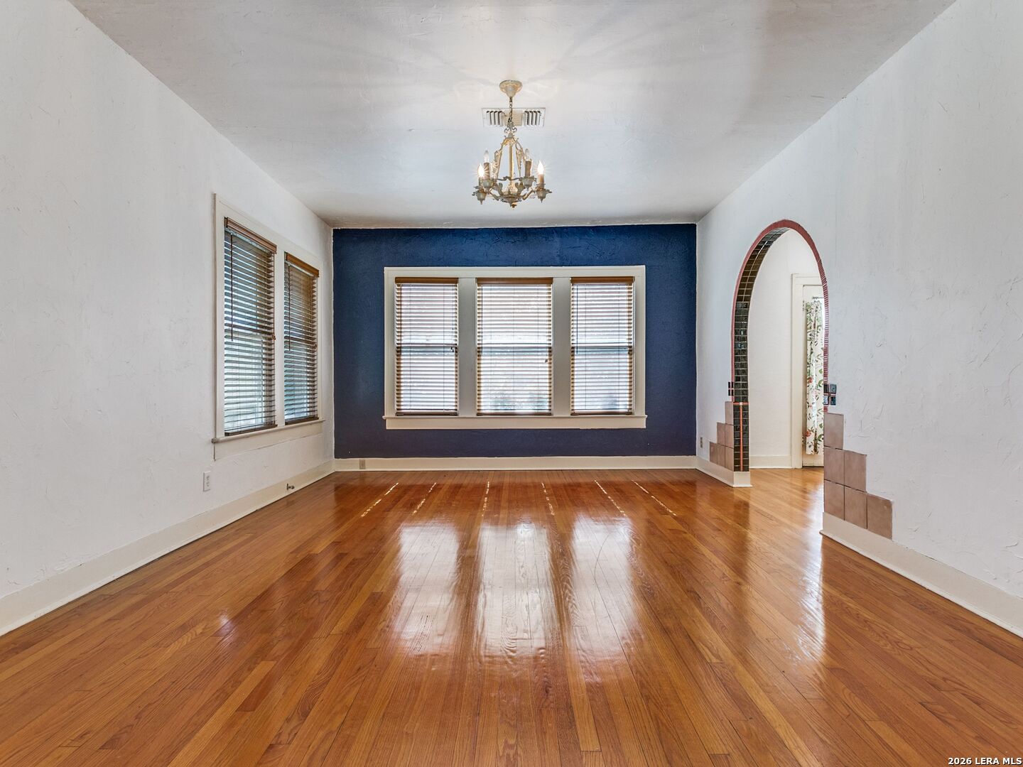 526 Pershing Avenue San Antonio TX 78209